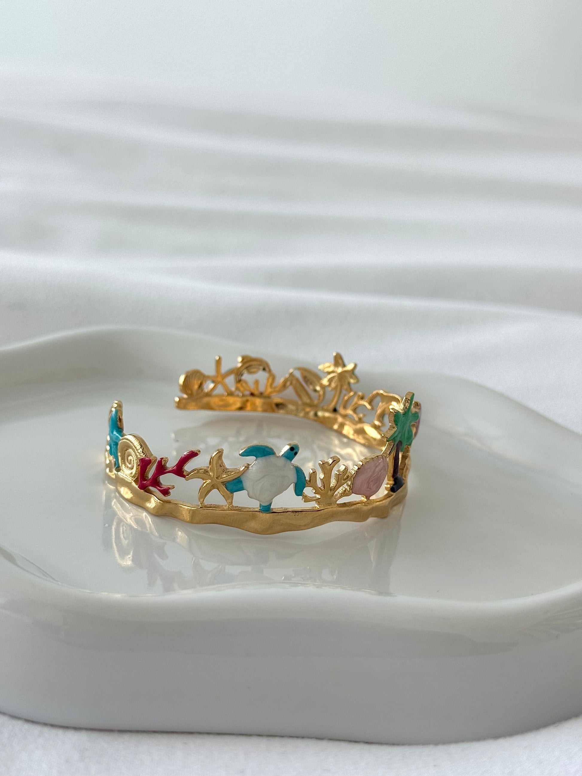 Oceana bangle