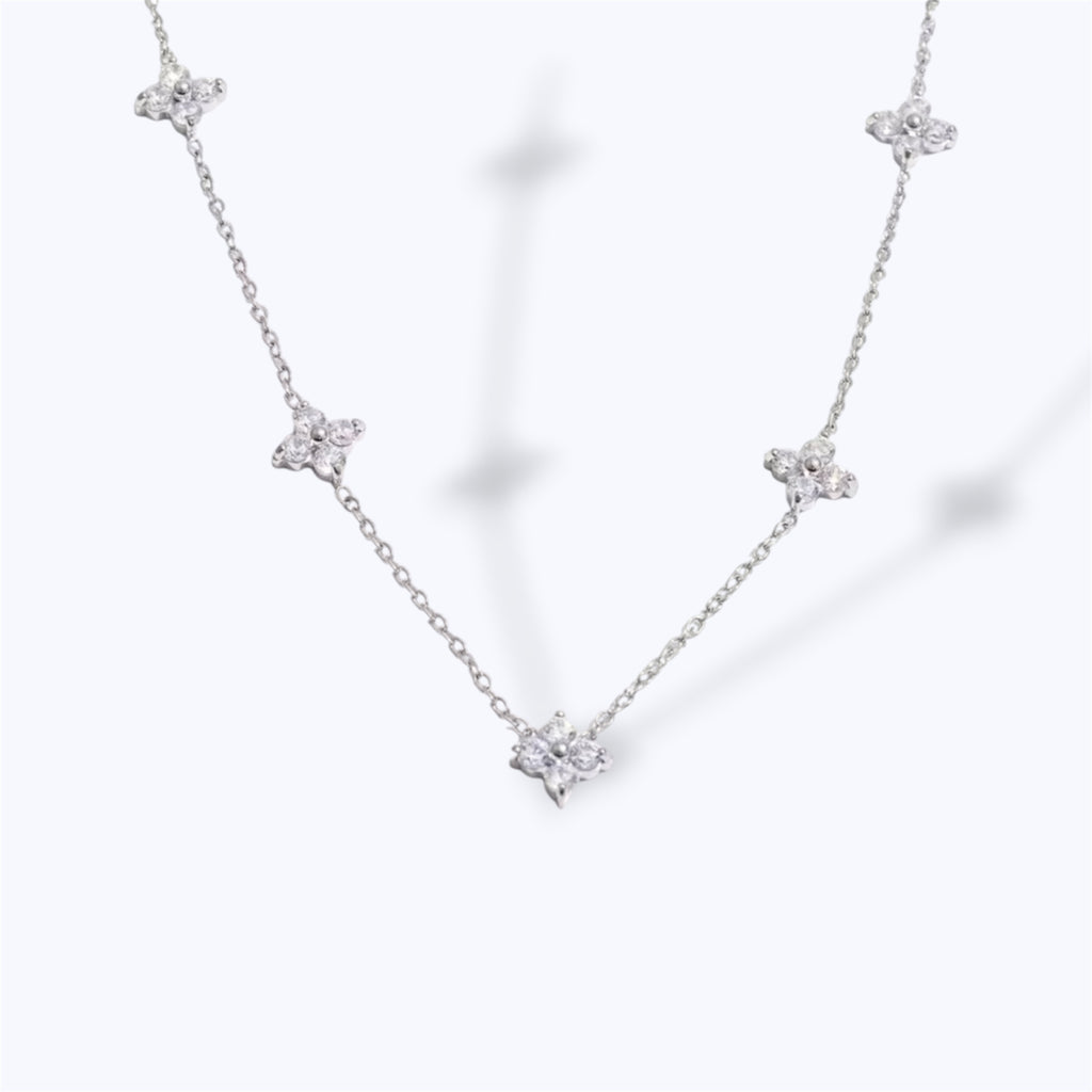 Motif charm necklace