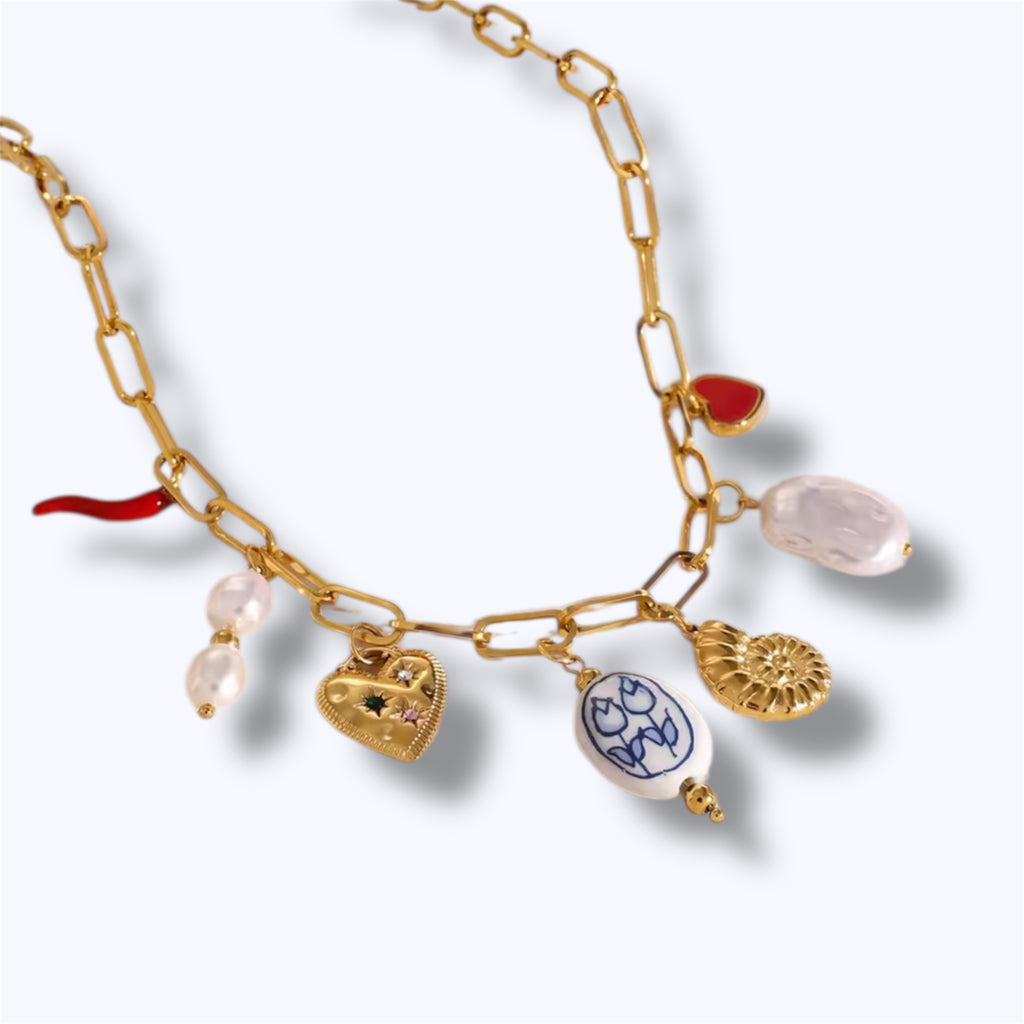 Flower romance necklace