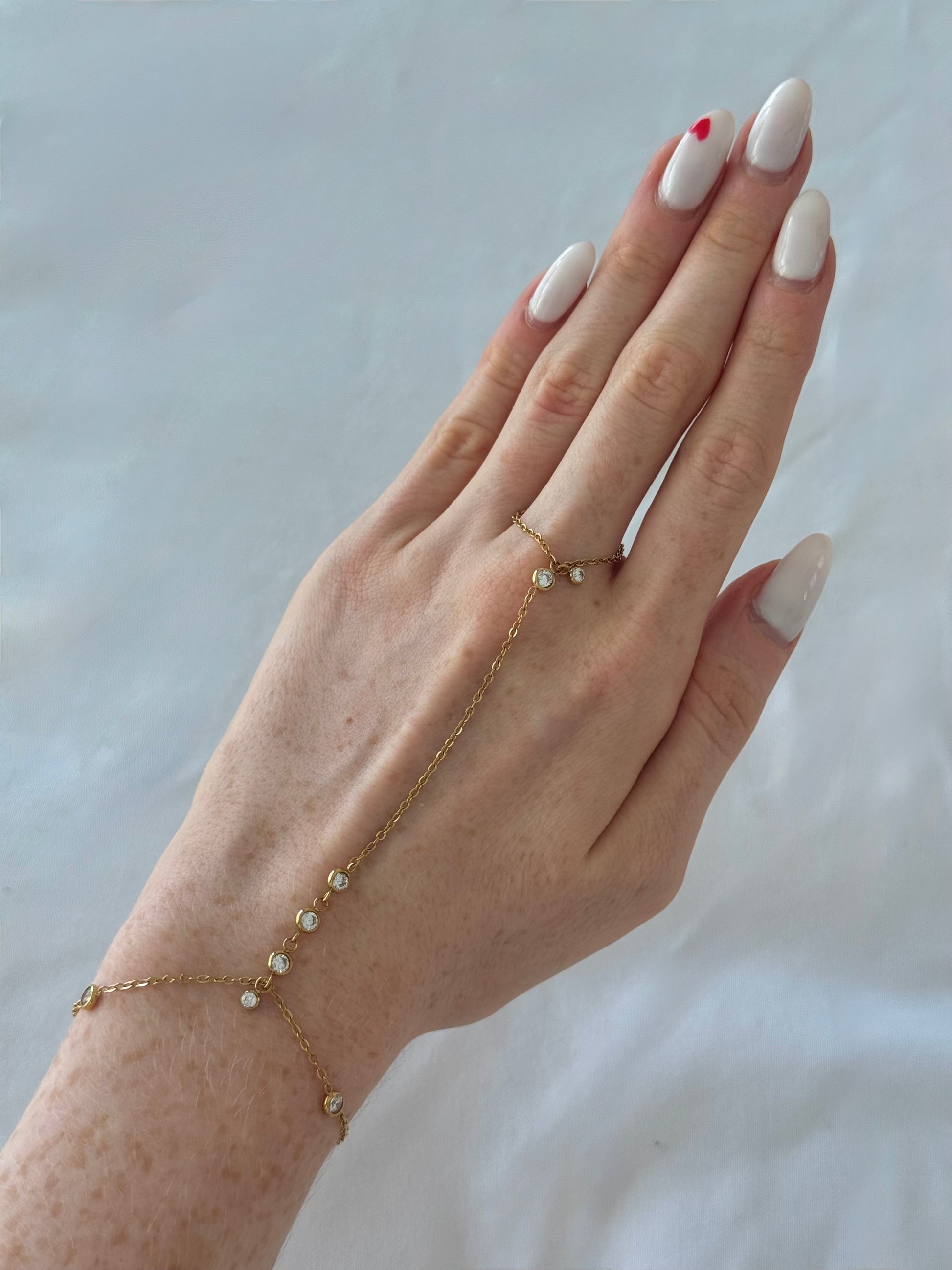 Allure hand chain