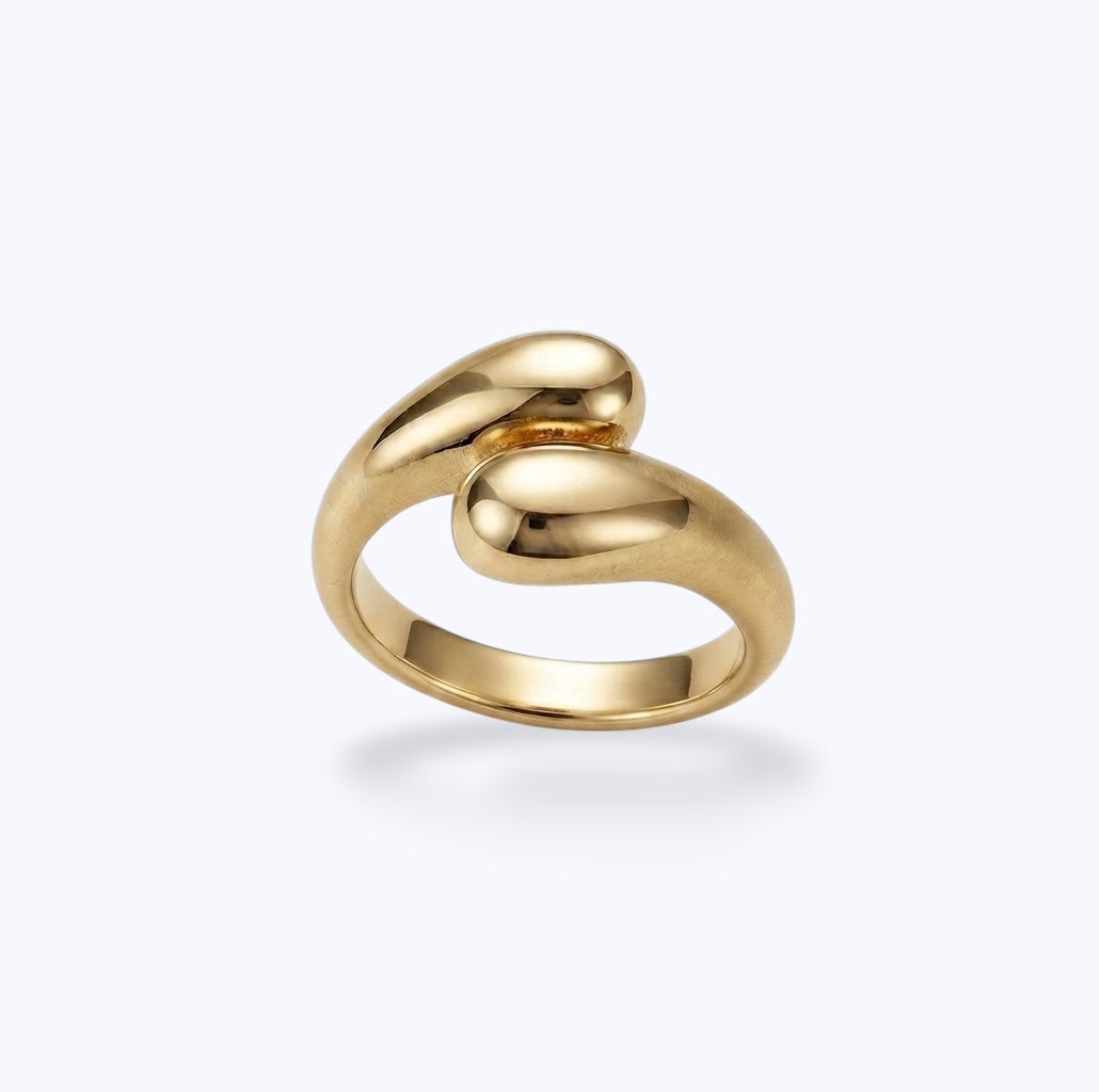 Simplicity gold ring