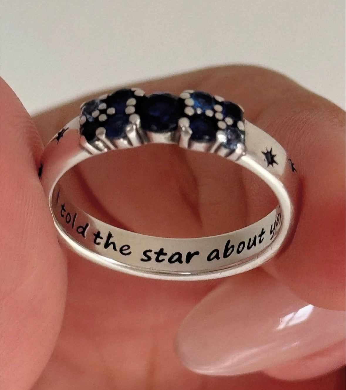 Hidden message star ring