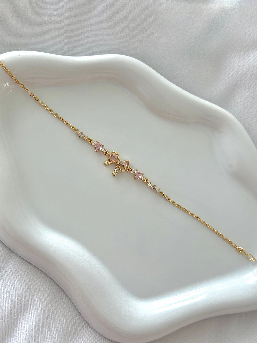 Bow bracelet