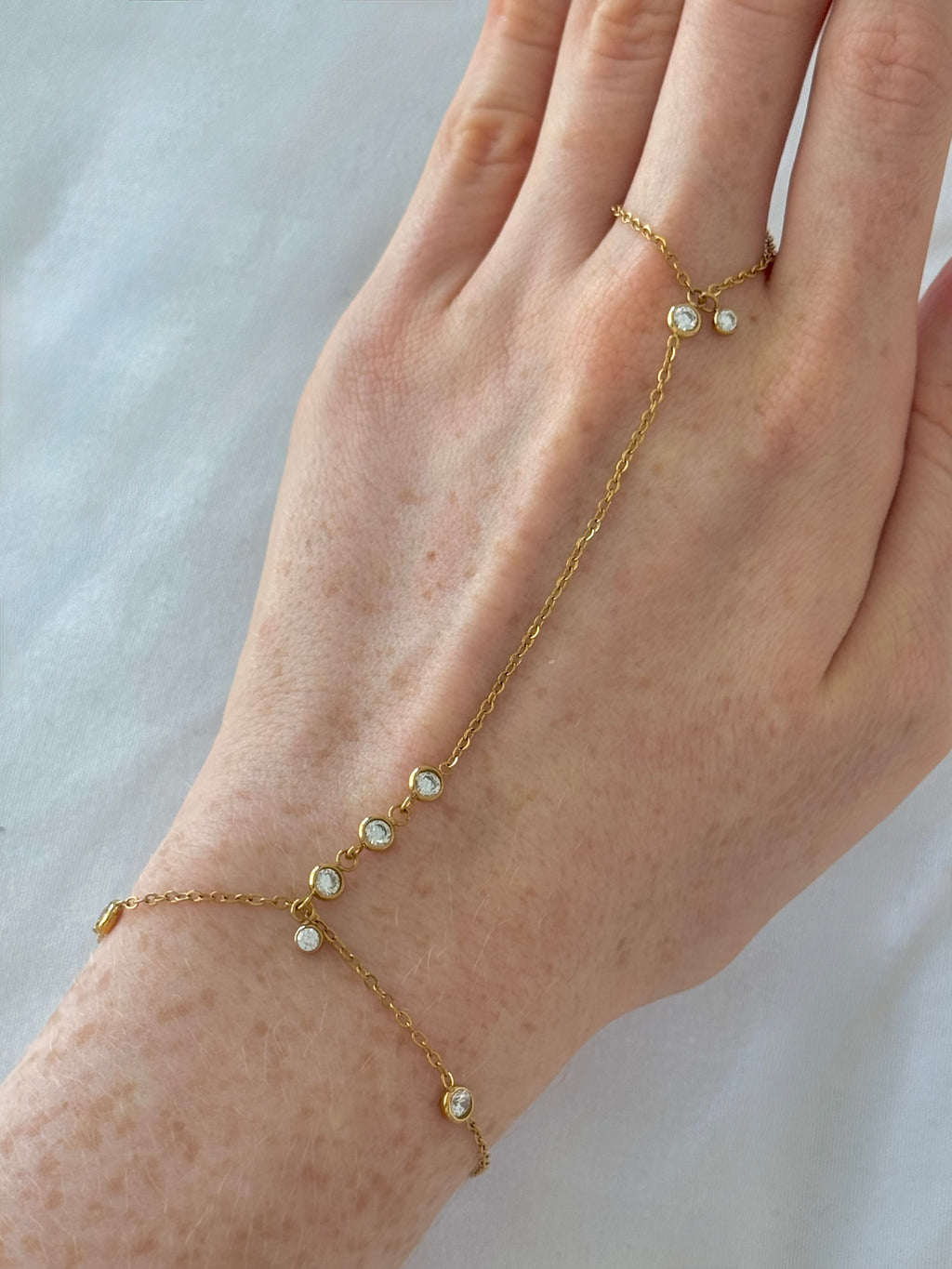 Allure hand chain