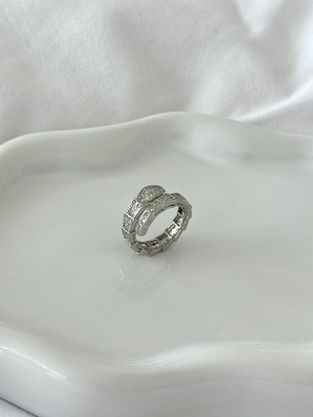 Snake wrap ring