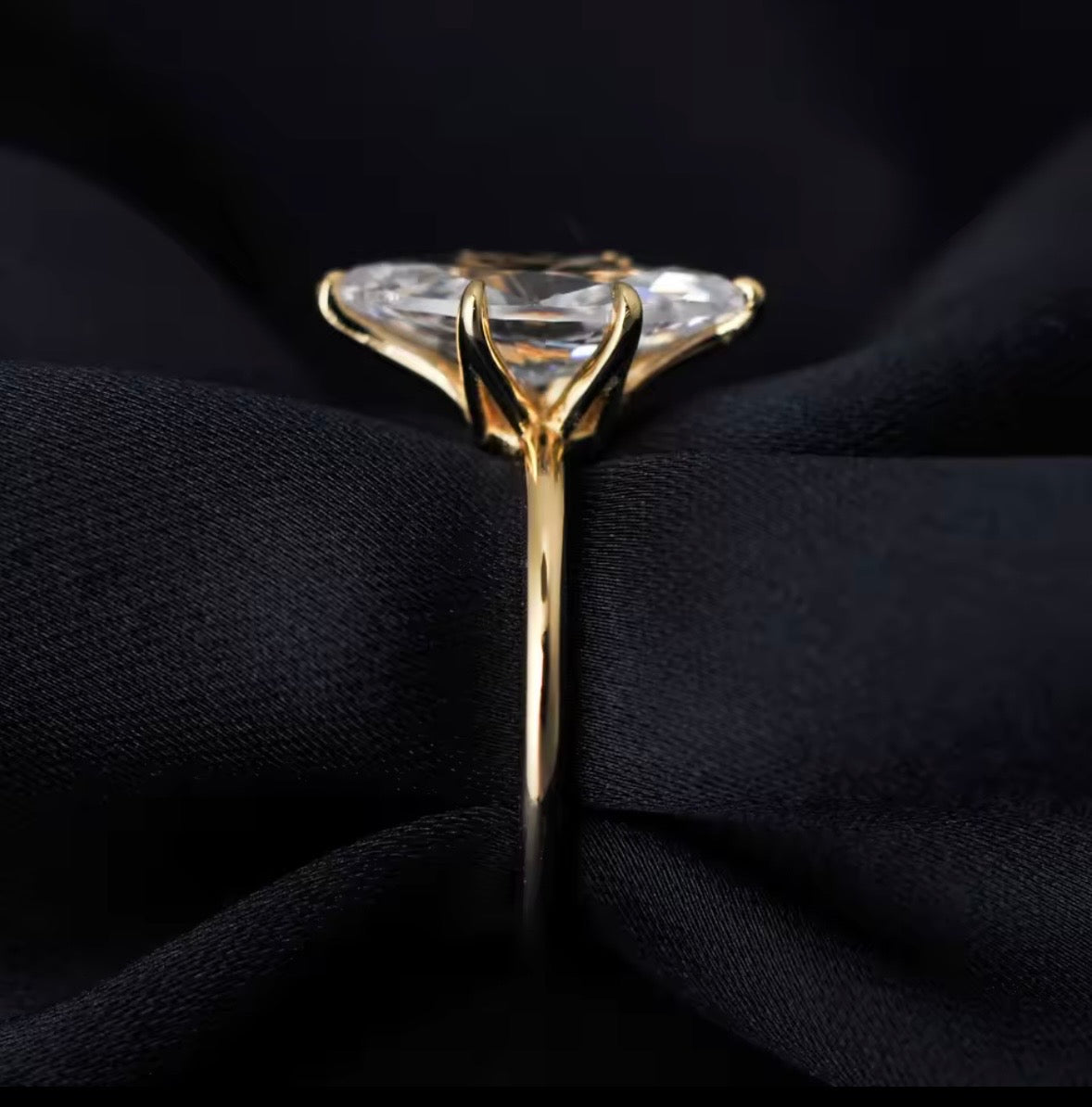 Avélisse Ring