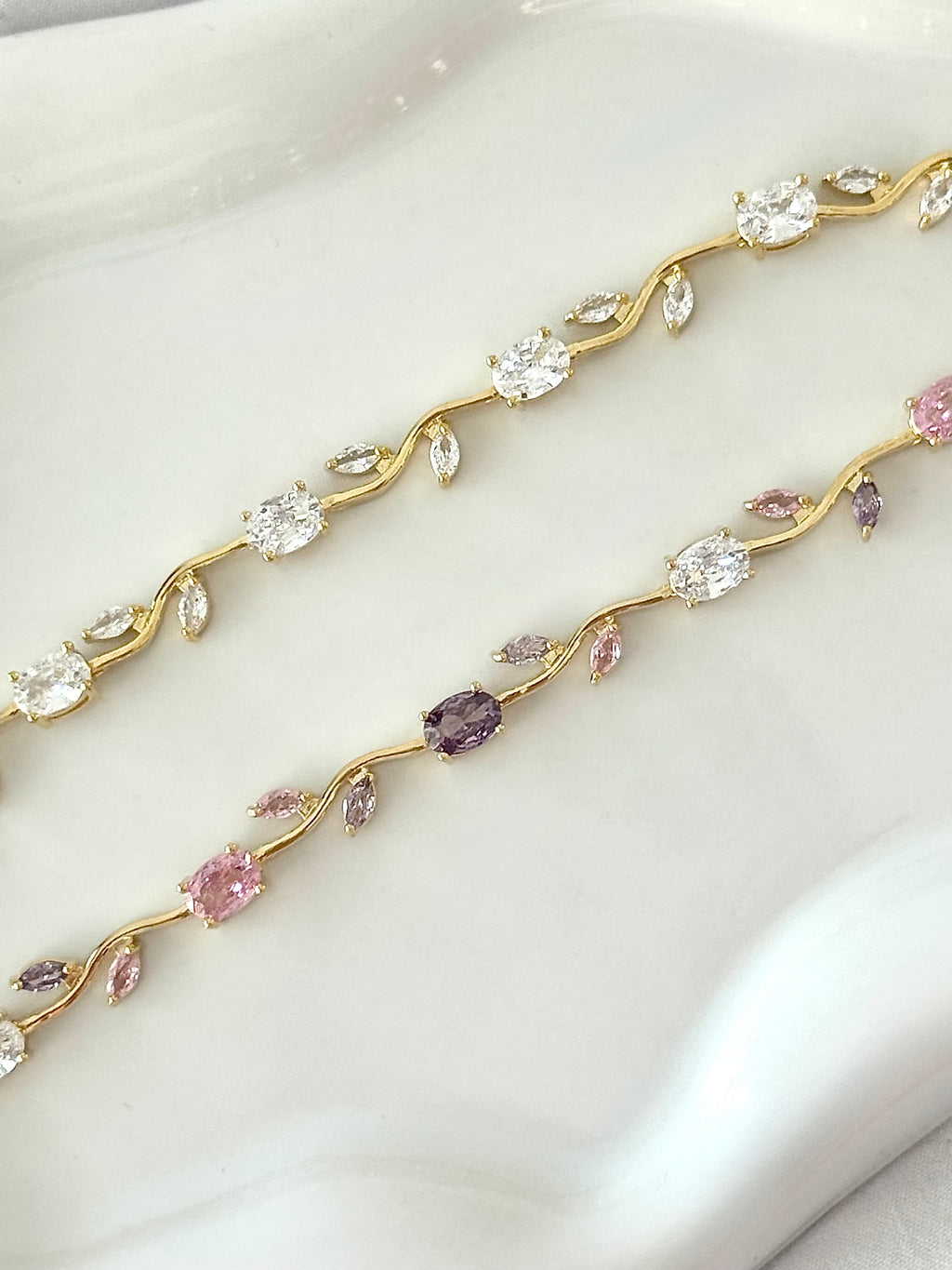 Tulip bracelet