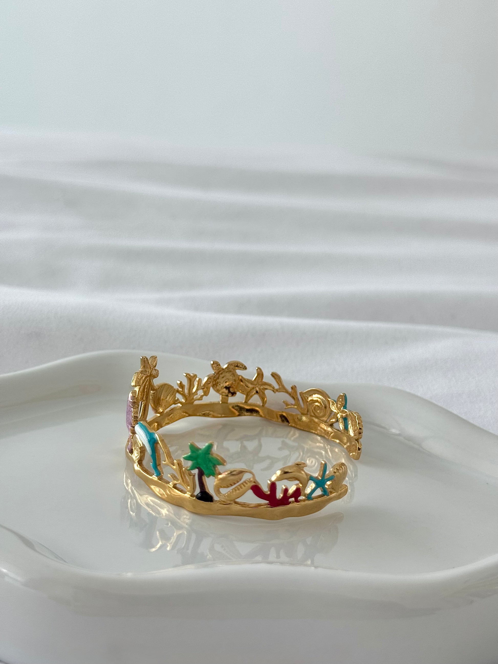 Oceana bangle