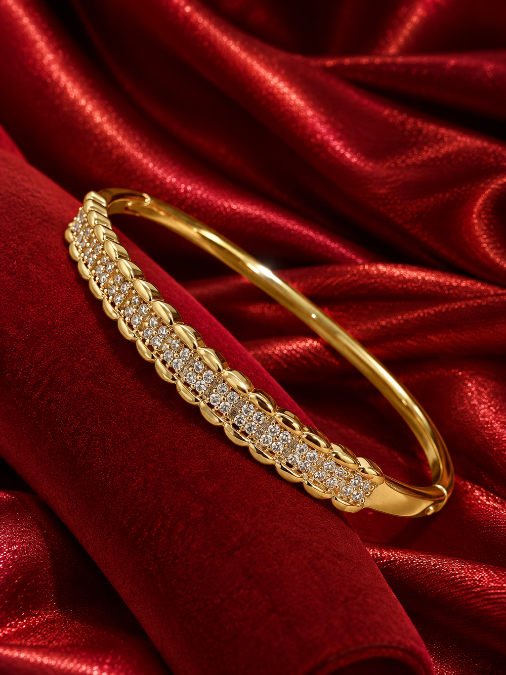 The Montelle bangle