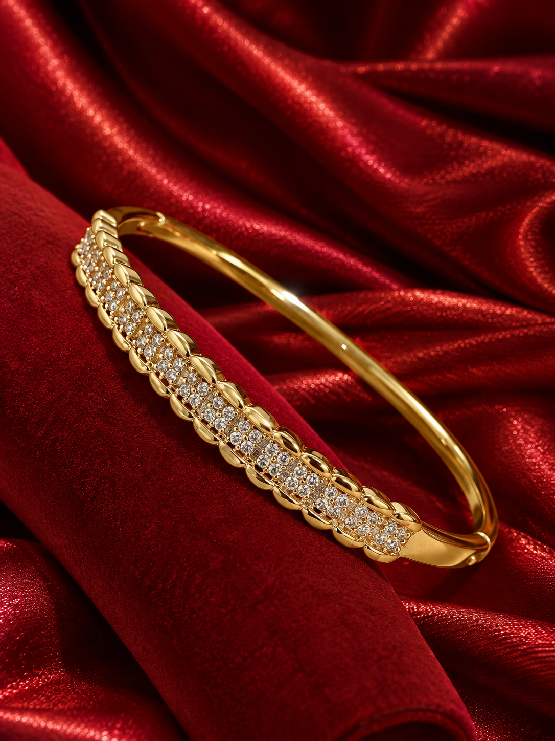 The Montelle bangle